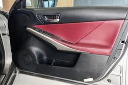 2016 Lexus IS 200t F Sport