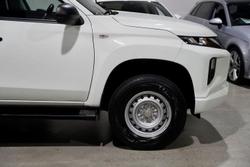2023 Mitsubishi Triton GLX