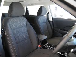 2025 Mahindra XUV3XO AX5L