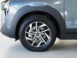 2025 Mahindra XUV3XO AX5L