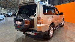2007 Mitsubishi Pajero VR-X