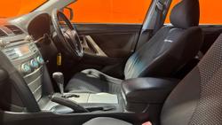 2006 Toyota Camry Sportivo