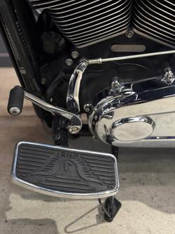 2021 Harley-Davidson Sport Glide 107 (FLSB) Softail Black