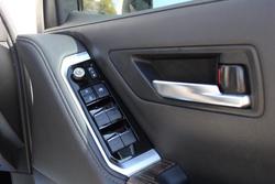 2022 Toyota Landcruiser VX