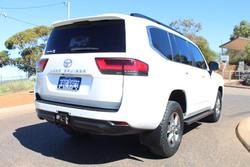 2022 Toyota Landcruiser VX