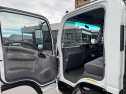 2008 Isuzu N Series NPR 400