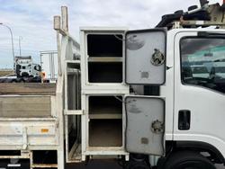 2008 Isuzu N Series NPR 400