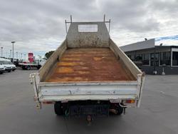 2008 Isuzu N Series NPR 400