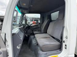 2008 Isuzu N Series NPR 400