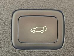 2021 MG HS Essence Anfield Edition