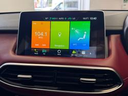 2021 MG HS Essence Anfield Edition