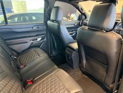 2022 Ford Everest Platinum