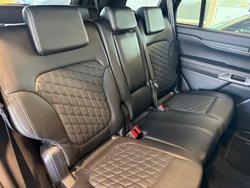 2022 Ford Everest Platinum