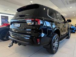 2022 Ford Everest Platinum