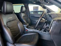 2022 Ford Everest Platinum