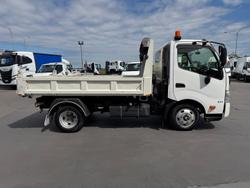 2018 Hino 300 Series 617