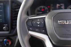 2026 Isuzu D-MAX SX