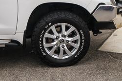 2016 Toyota Landcruiser GXL