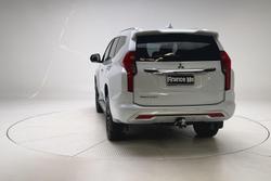 2022 Mitsubishi Pajero Sport GLS