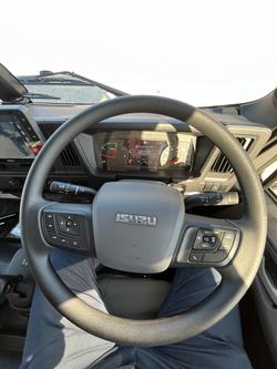 2025 Isuzu F Series FRR 110-240 AM D50