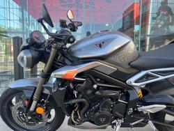 2023 Triumph STREET TRIPLE RS SILVER