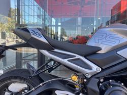 2023 Triumph STREET TRIPLE RS SILVER