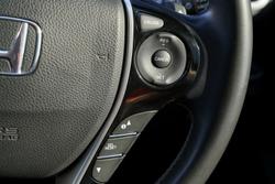 2017 Honda Odyssey VTi-L