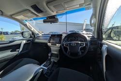 2023 Toyota Landcruiser Prado GXL