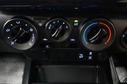 2022 Toyota Hilux SR