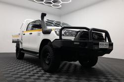 2022 Toyota Hilux SR