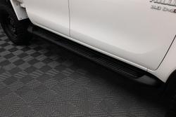 2022 Toyota Hilux SR