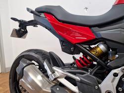 2022 BMW Motorrad F 900 XR SPORT RACING RED