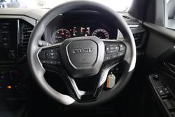 2025 Isuzu D-MAX X-RIDER