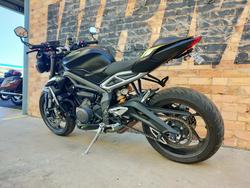 2021 TRIUMPH STREET TRIPLE RS ROAD BLACK