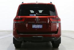 2024 Toyota Landcruiser Sahara