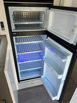 2019 Design RV Forerunner Van 1-1, 18'8''