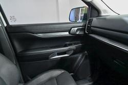 2025 Ford Everest Black Edition MY26.00 4X4 Dual Range Alabaster White