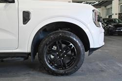 2025 Ford Everest Black Edition MY26.00 4X4 Dual Range Alabaster White