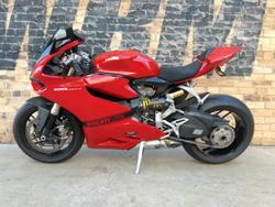 2013 DUCATI 1199 PANIGALE ROAD RED