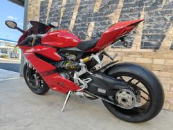2013 DUCATI 1199 PANIGALE ROAD RED
