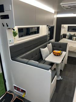 2026 Traveller Track 20'