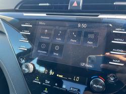 2020 Toyota Camry SX