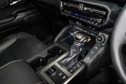 2024 Toyota Landcruiser Prado Kakadu