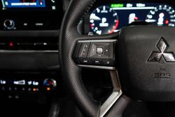 2025 Mitsubishi Outlander LS