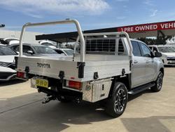 2023 Toyota Hilux SR5