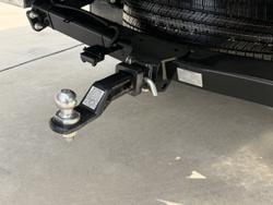 2023 Toyota Hilux SR5