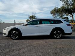 2019 Holden Calais V