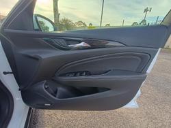 2019 Holden Calais V