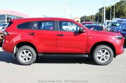 2026 Isuzu MU-X LS-M