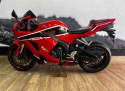 2017 Honda CBR600RR RED